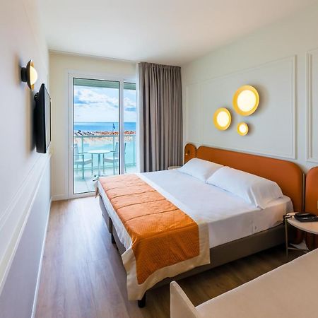 Hotel Montecarlo Bibione Exterior photo