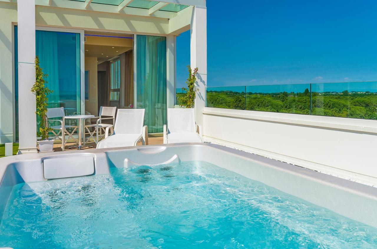 Hotel Montecarlo Bibione Exterior photo