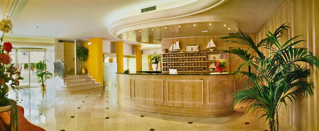 Hotel Montecarlo Bibione Exterior photo