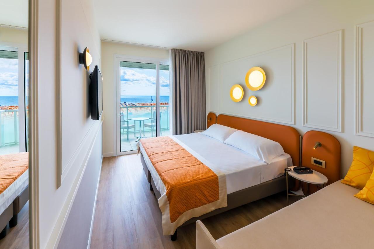 Hotel Montecarlo Bibione Exterior photo
