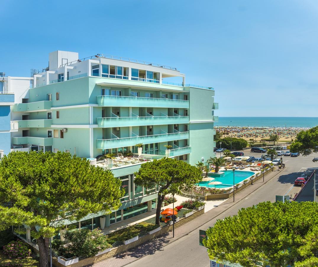 Hotel Montecarlo Bibione Exterior photo